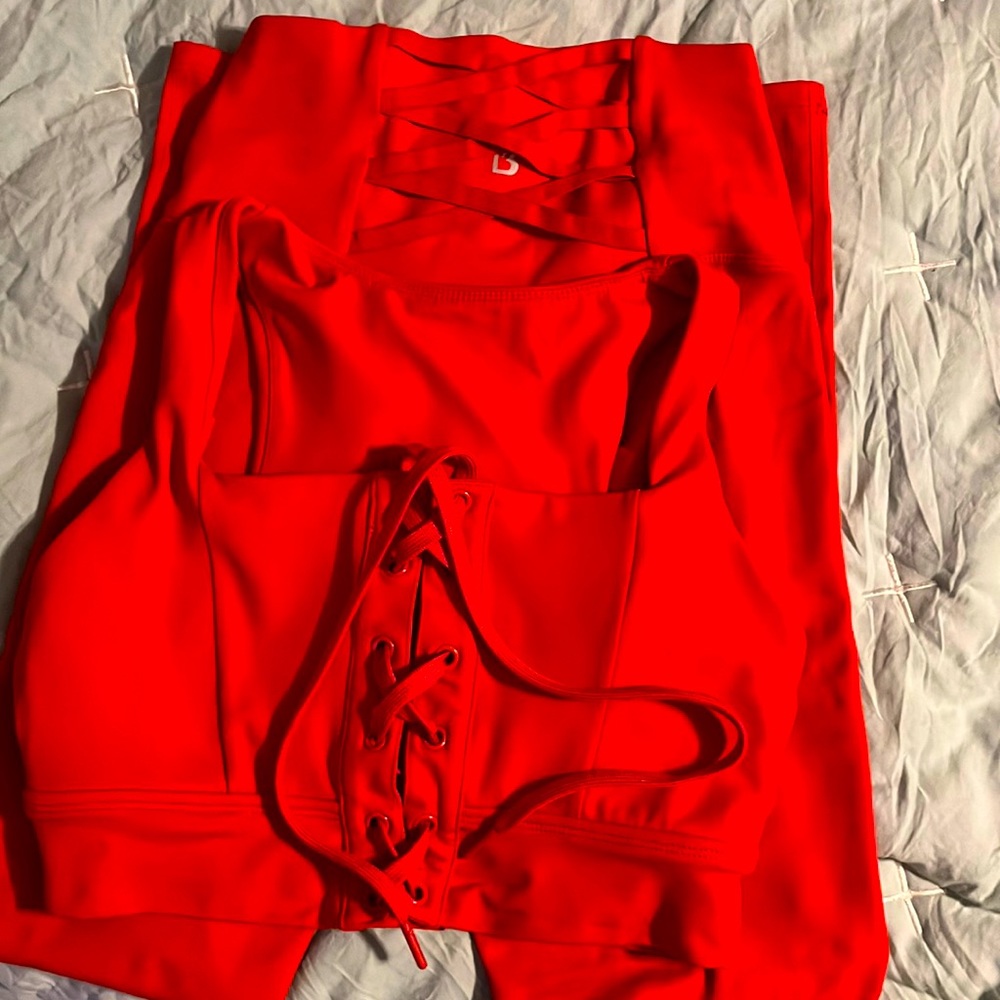 BuffBunny Workout Outfit